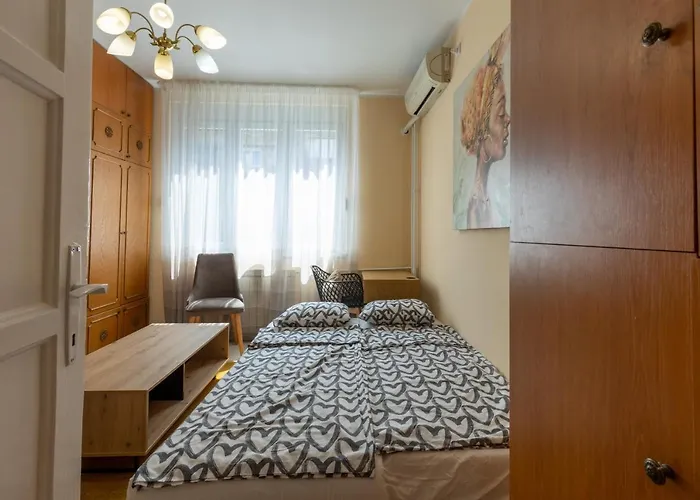 Belgrade Center Apartment Admiral