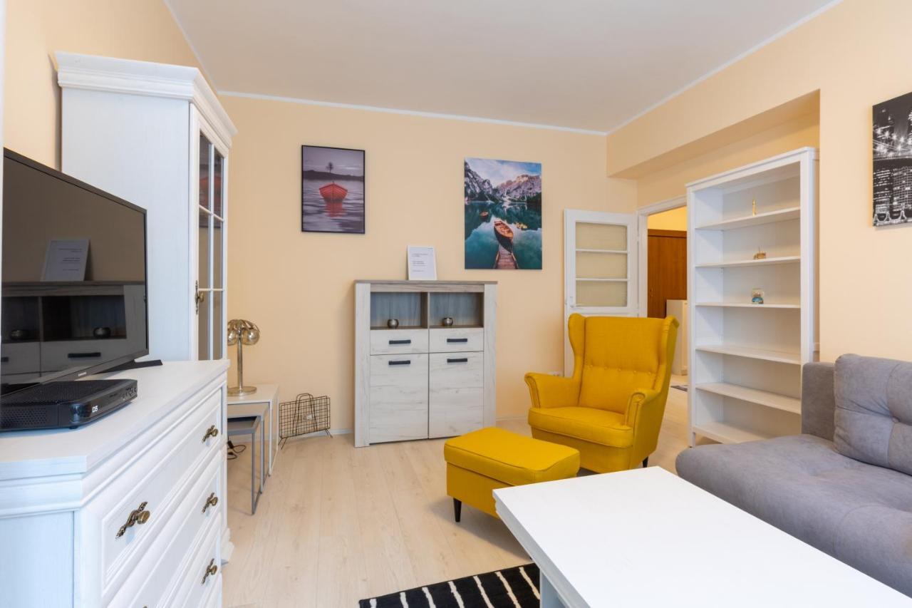 Center Admiral Apartment *